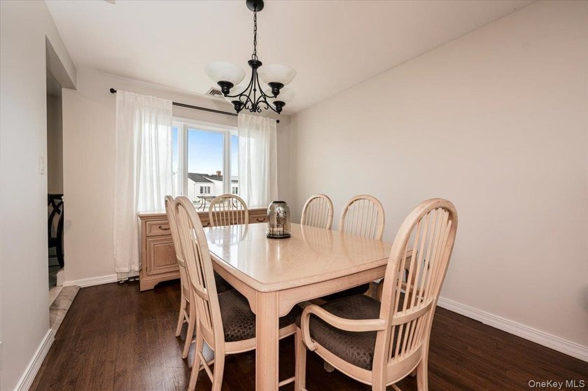 Located in the exclusive Madison section of Oceanside, this - photo 6