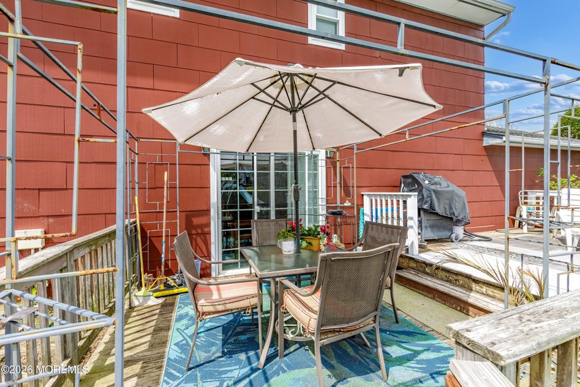 Welcome to 785 Pine Shore Rd, a spacious 4-bedroom, 2.5-bath - photo 32