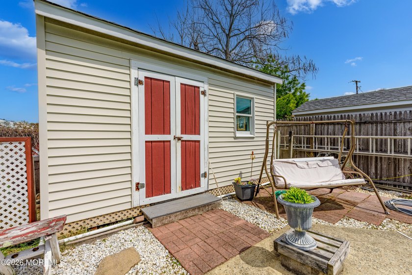 Welcome to 785 Pine Shore Rd, a spacious 4-bedroom, 2.5-bath - photo 35