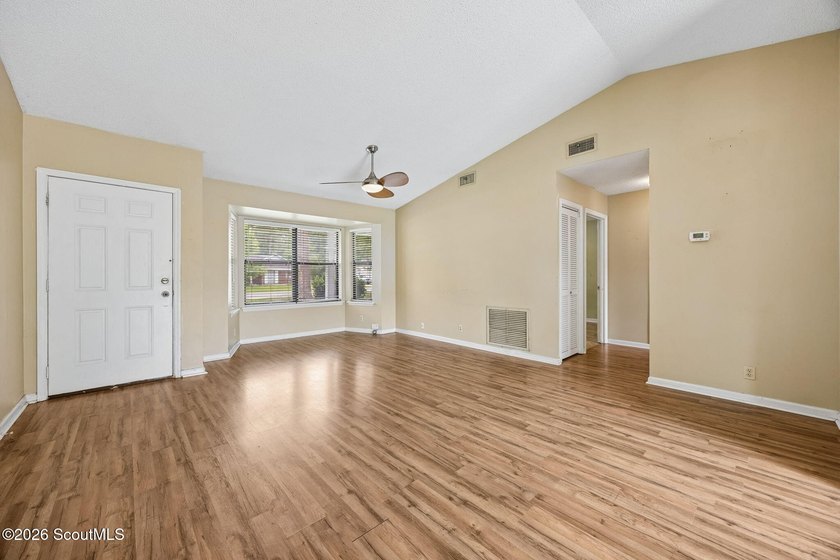 With a little TLC and some *Pin-spiration* this 3 bedroom 2 - photo 13