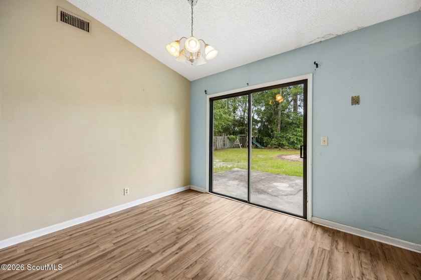 With a little TLC and some *Pin-spiration* this 3 bedroom 2 - photo 20