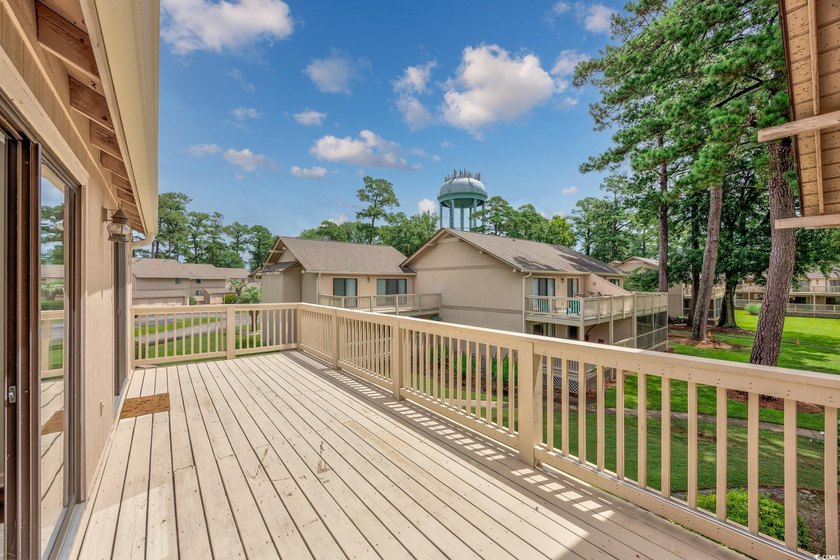 Prime Location! Move in ready &amp; pristine 2-bedroom, 2-bathroom - photo 24