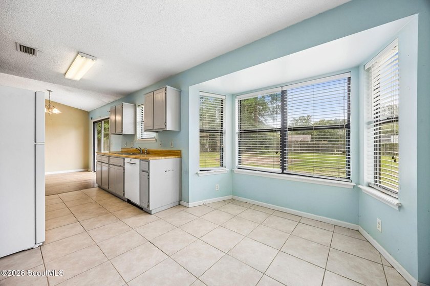 With a little TLC and some *Pin-spiration* this 3 bedroom 2 - photo 27