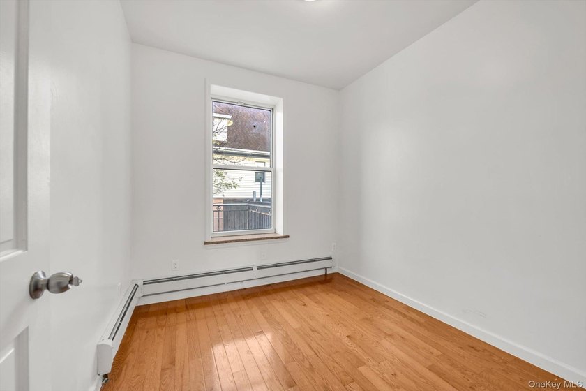 Prime mixed-use investment opportunity located on busy 7th - photo 11