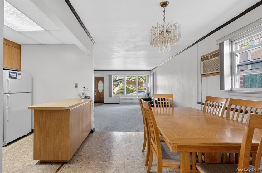 A semi-detached Colonial with a legal rear extension family room - photo 5