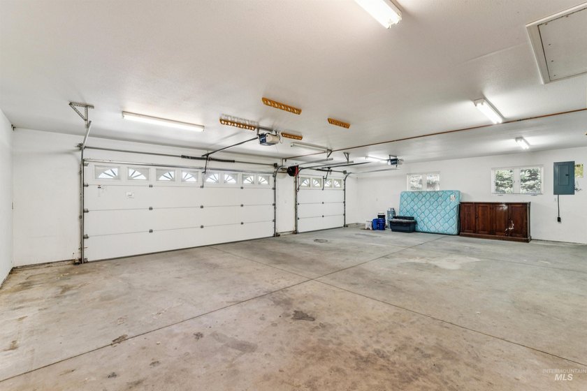 Tucked away in a peaceful country setting on 1.09 acres, you'll - photo 31