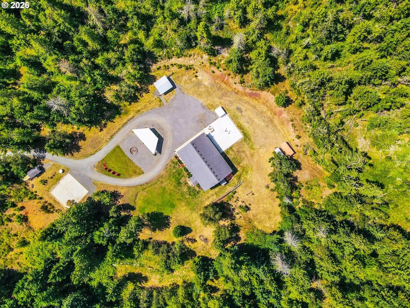 Escape to your own private, nearly 30-acre retreat just outside - photo 33