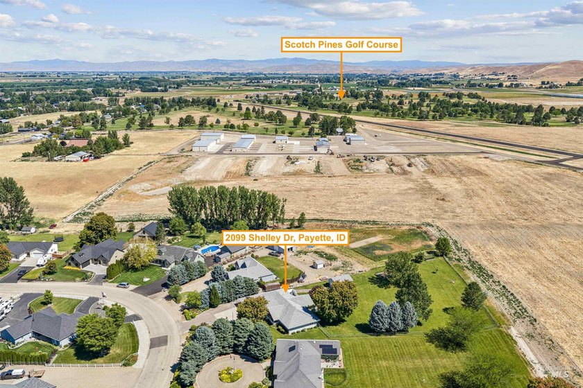 Tucked away in a peaceful country setting on 1.09 acres, you'll - photo 44