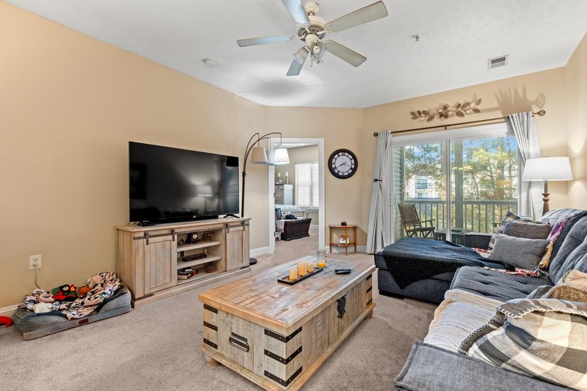 Fountain Pointe Unit 202 is a beautifully maintained 3 bedroom - photo 5