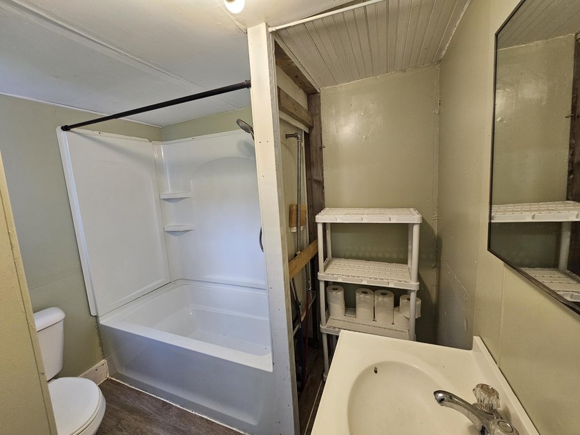 Here is a great investment opportunity on a spacious corner lot - photo 13