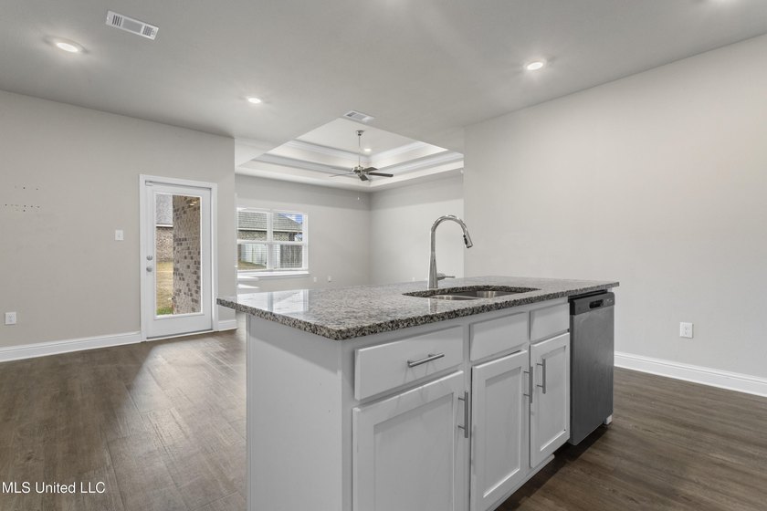 Situated on a premium corner lot in the sought-after Highlands - photo 14