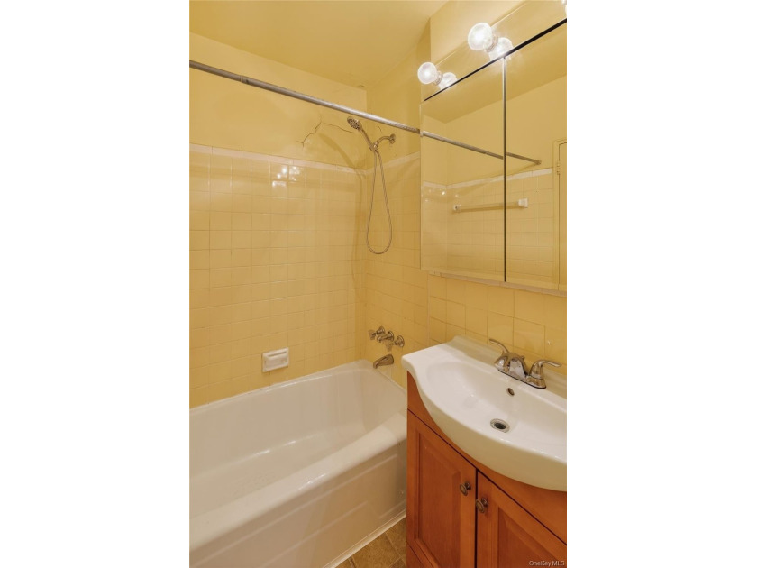 Welcome to The Continental Park, a gated co-op in the heart of - photo 15