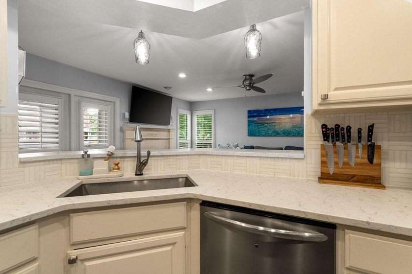 Discover the charm of coastal living at 4 Wimbledon Ct, nestled - photo 7