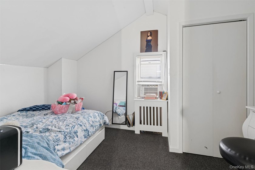 Welcome to 2861 Tilrose Ave in Oceanside, New York-a beautifully - photo 11