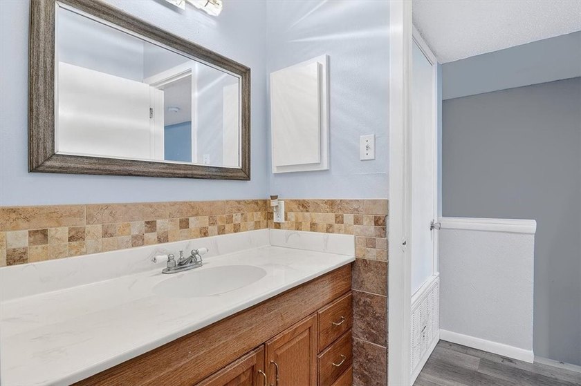Pretty end unit offering extra privacy. Overlooks the old - photo 16