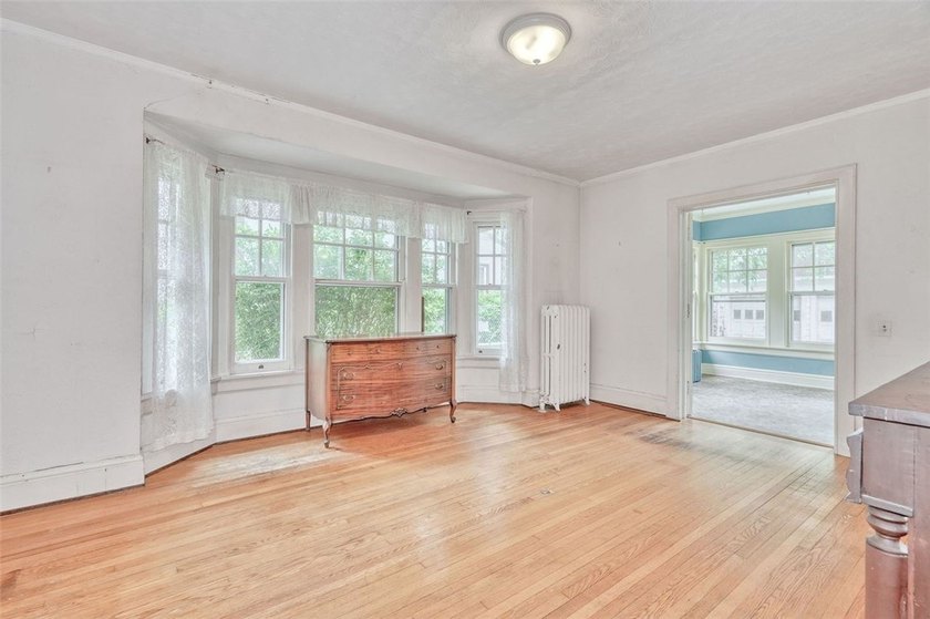Welcome to Historic Seneca Parkway, also known as *Judges Row.* - photo 17