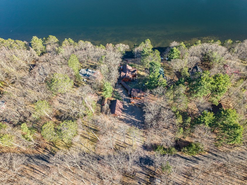 Experience the ultimate Northwoods retreat on the shores of Lac - photo 17