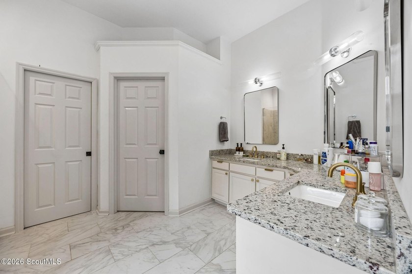 Beautiful brick home tucked on a quiet cul-de-sac in Osprey Cove - photo 34