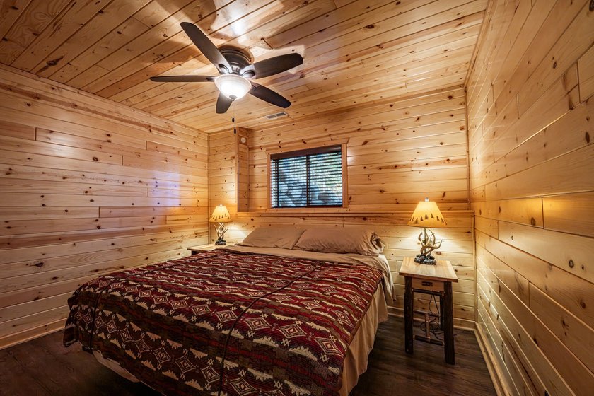 Experience the ultimate Northwoods retreat on the shores of Lac - photo 38