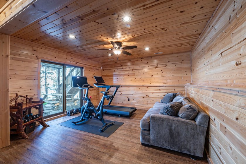 Experience the ultimate Northwoods retreat on the shores of Lac - photo 39