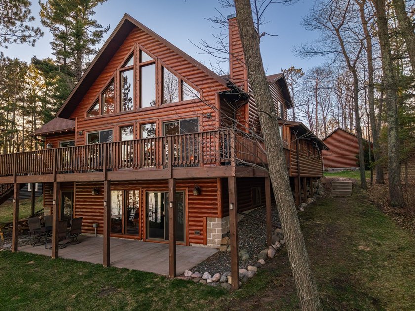 Experience the ultimate Northwoods retreat on the shores of Lac - photo 47