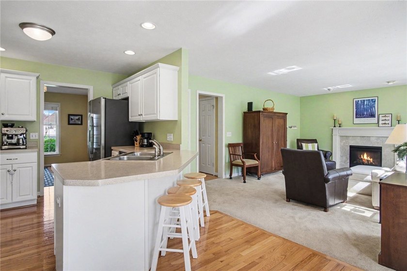 Welcome to this beautifully maintained Colonial in the heart of - photo 12