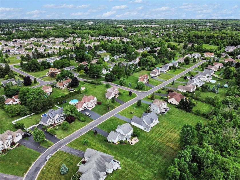 Welcome to this beautifully maintained Colonial in the heart of - photo 30