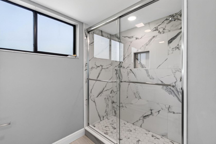 Welcome to easy living in the highly sought-after 55+ community - photo 35