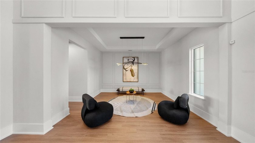 This never-lived-in luxury residence presents an extraordinary - photo 6