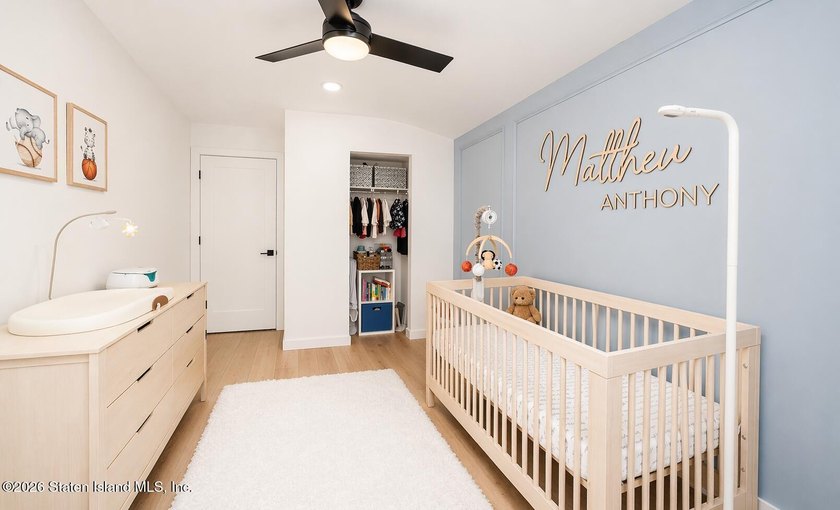 Welcome to 192 Monahan Ave- this recently renovated and spacious - photo 20