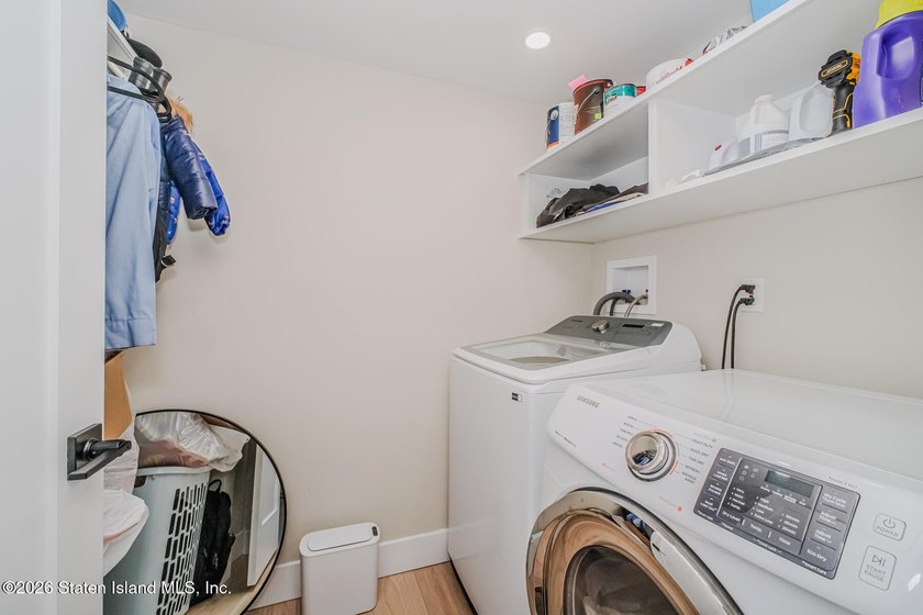 Welcome to 192 Monahan Ave- this recently renovated and spacious - photo 22