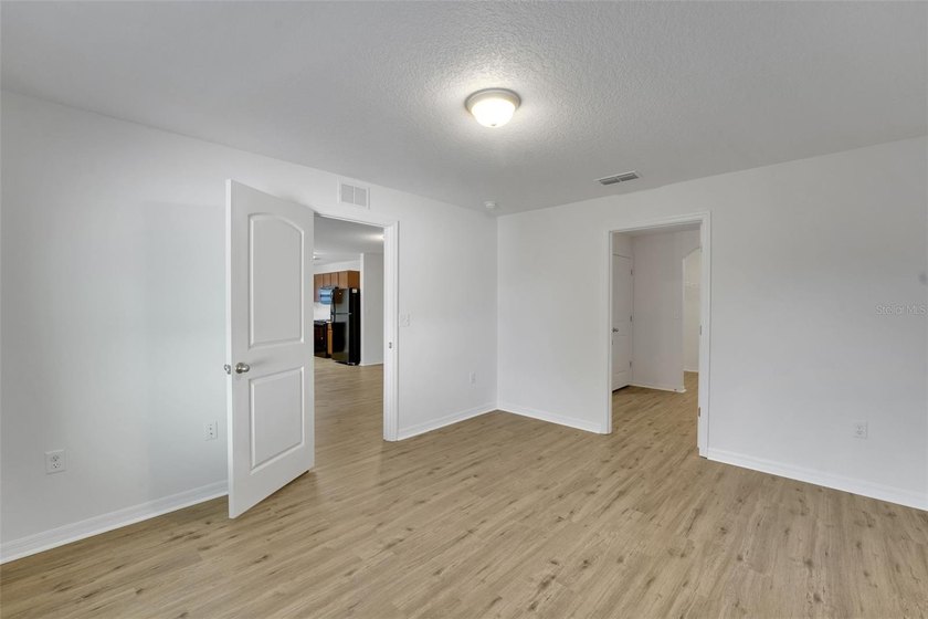 Don't miss this move-in ready 3 bed, 2 bath home in the heart of - photo 23