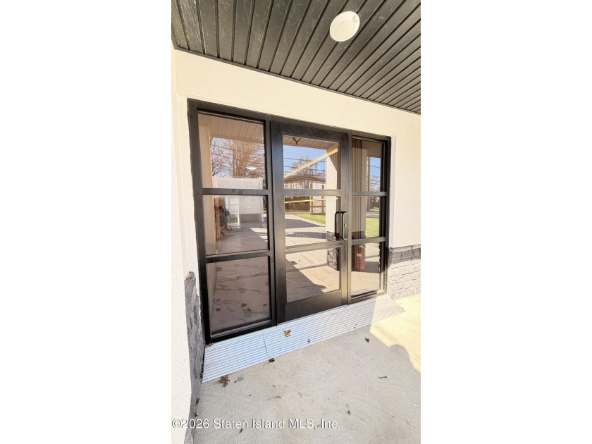 Discover your new home in this stunning 2-bedroom, 2-bathroom - photo 7