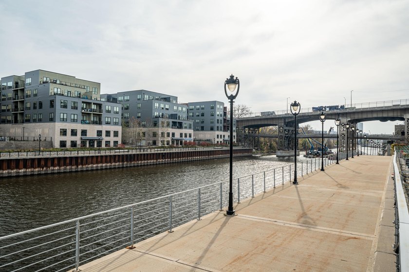 River and skyline views set the tone from your private balcony - photo 20