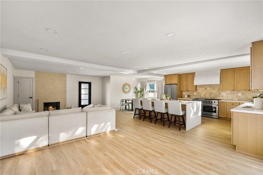 Welcome to 3635 Conquista. This home has been remodeled with - photo 2