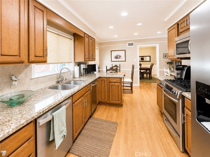 Welcome to 3904 California Ave, a beautifully maintained - photo 11