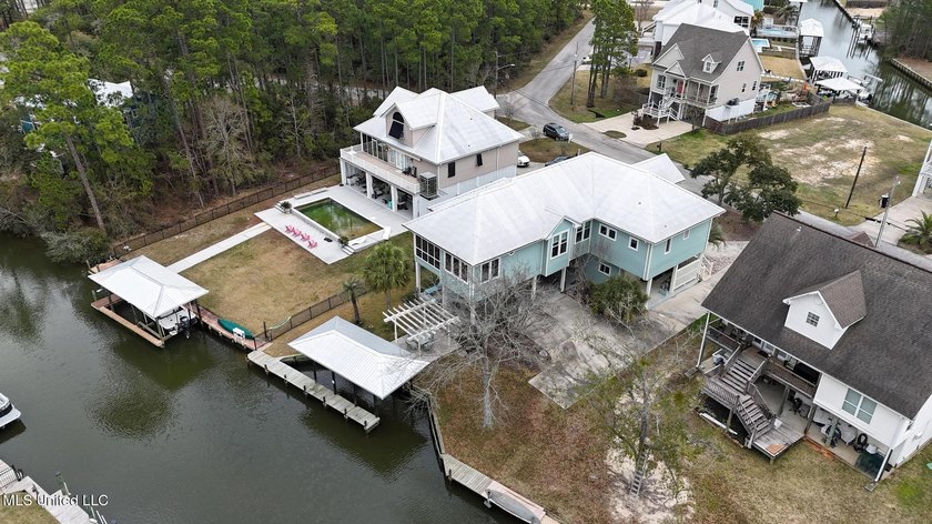 Welcome to this meticulously reimagined waterfront retreat in - photo 45
