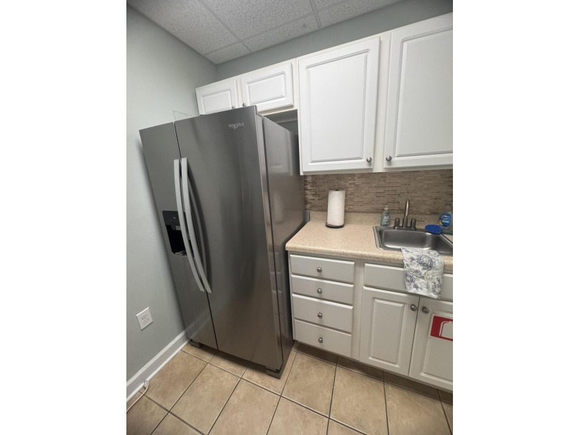 Own your office instead of leasing! Suite E at Diamond Lakes - photo 10