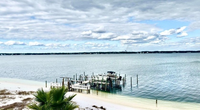 This must be living in PARADISE... welcome to PARADISE POINT on - photo 3