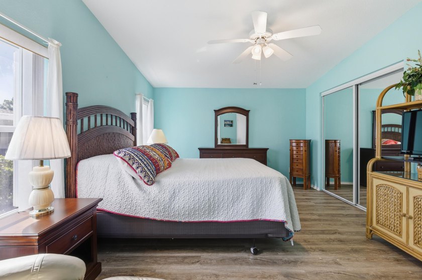 PRICED TO SELL!! MOTIVATED SELLER!! 2 bedroom, 2 bath home - photo 18