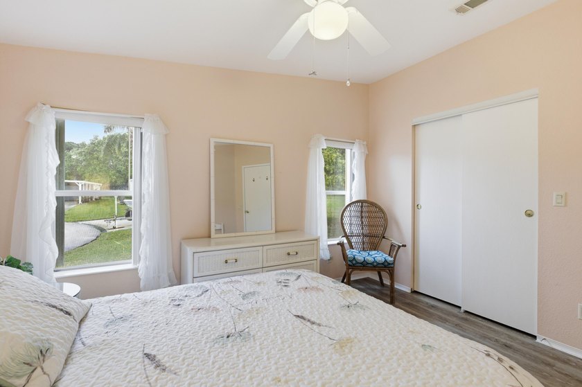 PRICED TO SELL!! MOTIVATED SELLER!! 2 bedroom, 2 bath home - photo 26