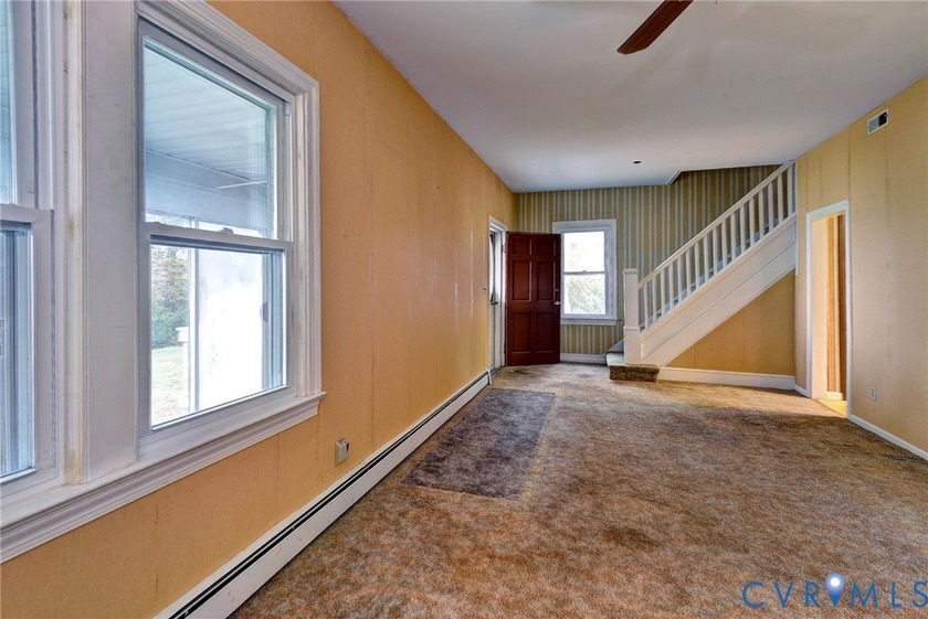This period Tidewater Farmhouse, which has seen numerous - photo 27