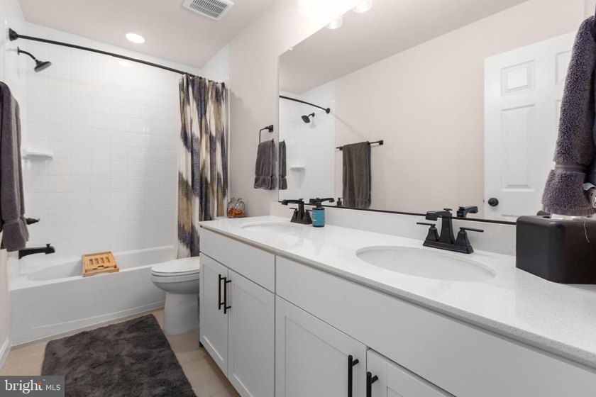 Your dream home has arrived! Nestled in the highly sought-after - photo 31