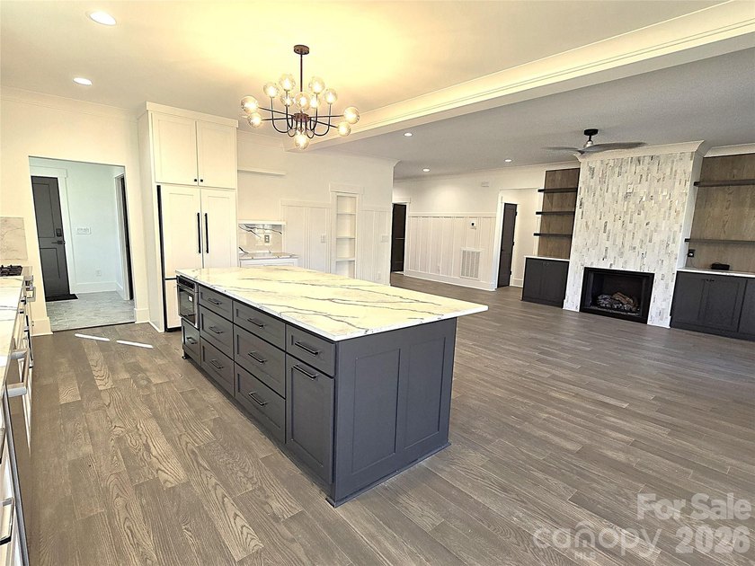 This modern, new construction home, in desirable Hutton Estate - photo 10