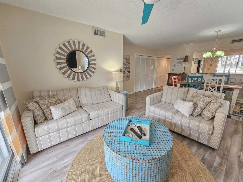 DON'T MISS OUT ON THIS OPPORTUNITY of a ground floor villa with - photo 10