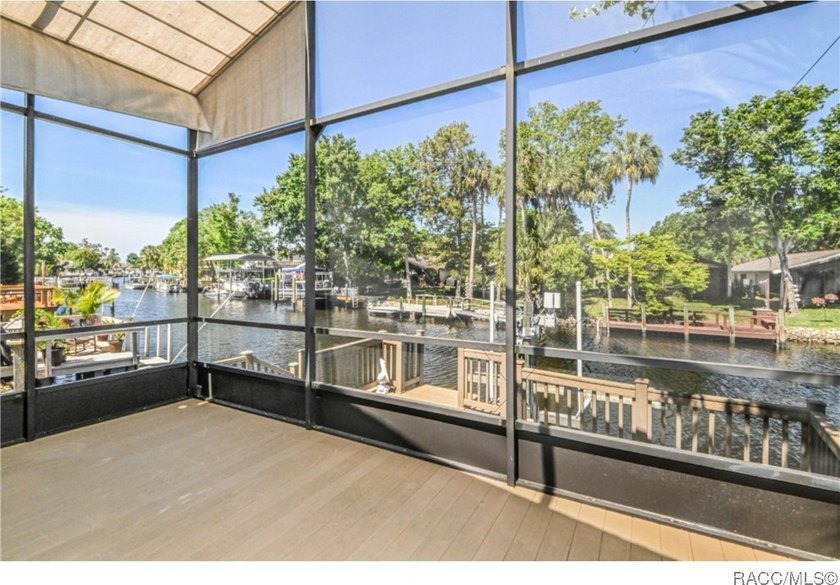 Park your BOAT at your back door. Move-in ready waterfront home - photo 32