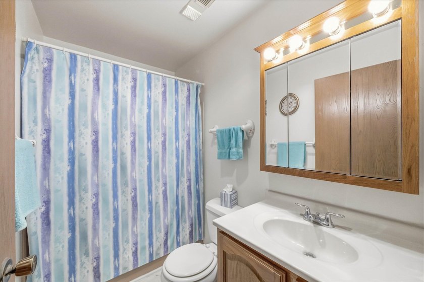 Why rent when you can own? Discover the perfect blend of comfort - photo 11