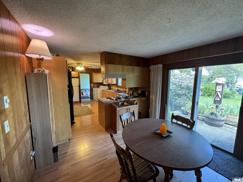 Discover the perfect blend of space, utility, and tranquility in - photo 15