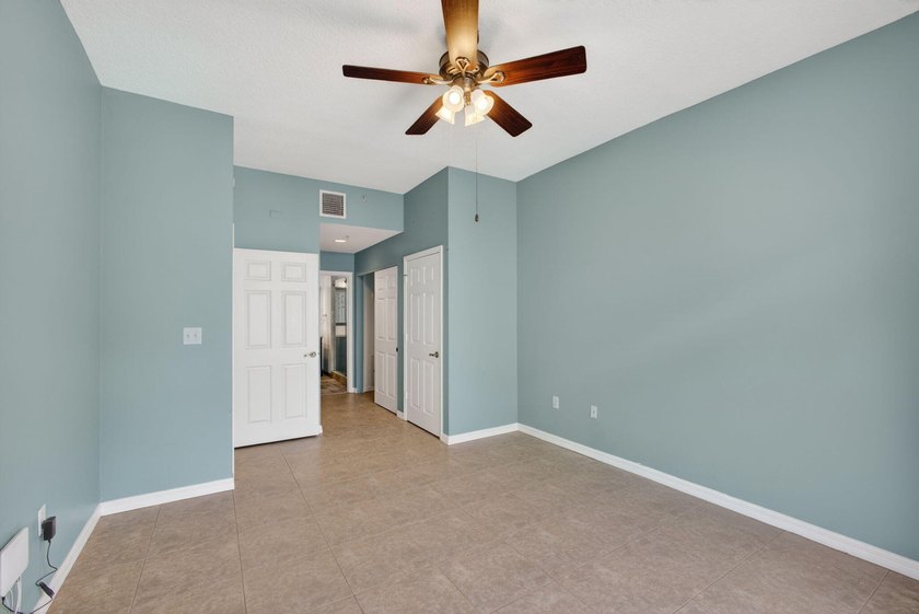 Live in the heart of Abacoa in this beautifully updated - photo 18