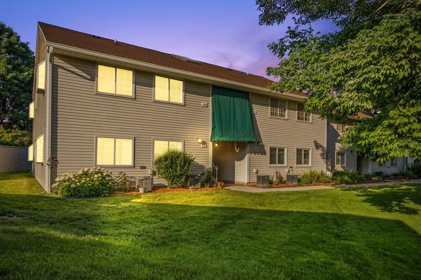 Why rent when you can own? Discover the perfect blend of comfort - photo 20